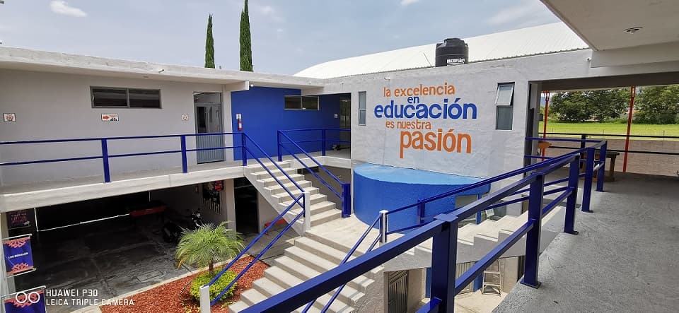 Fachada Int